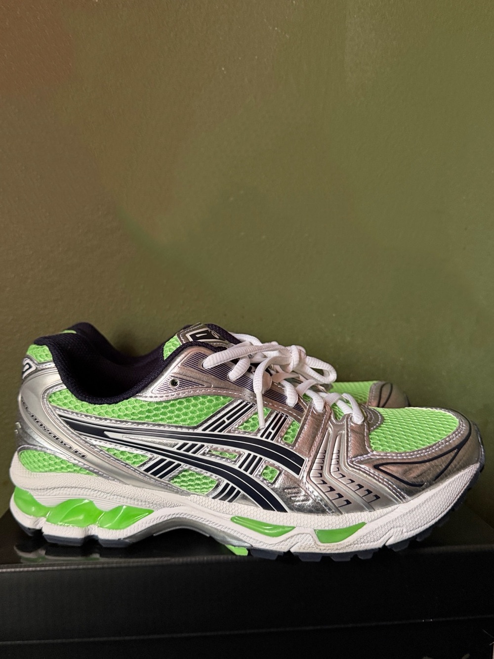 ASICS Gel Kayano 14 ‘Bright Lime’ - Picture 2 of 8